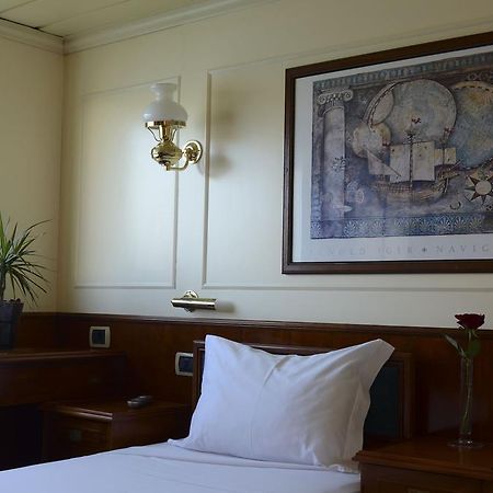 Invicta Ribeira Boat Hotel Porto Exteriér fotografie