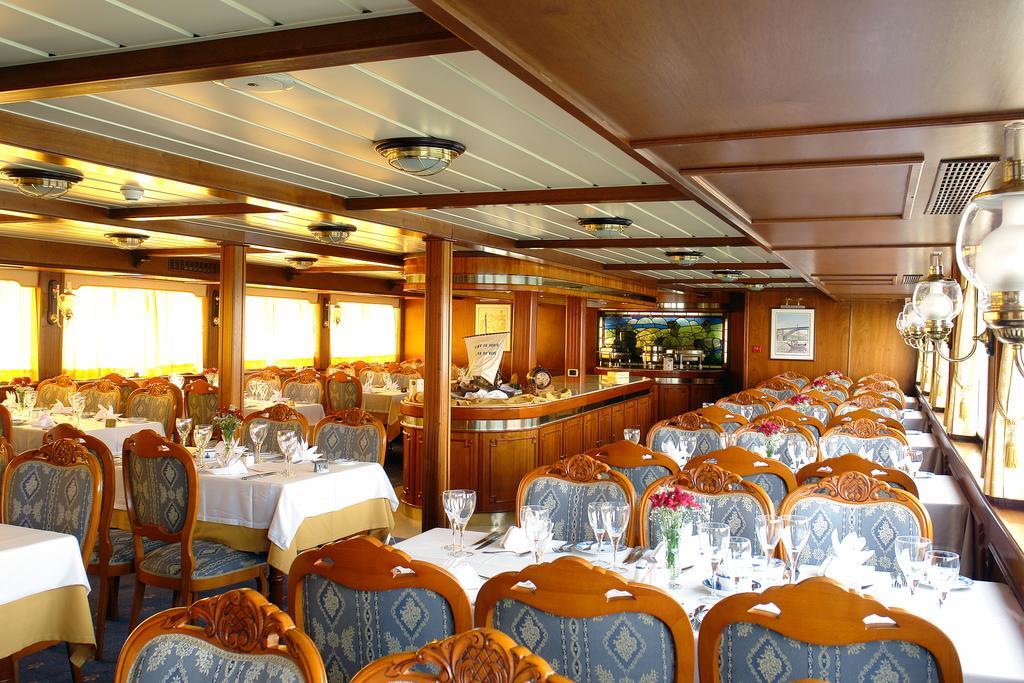 Invicta Ribeira Boat Hotel Porto Exteriér fotografie