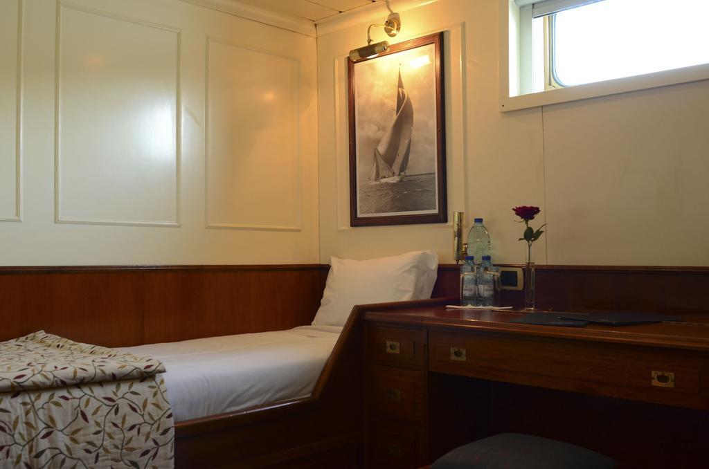Invicta Ribeira Boat Hotel Porto Exteriér fotografie