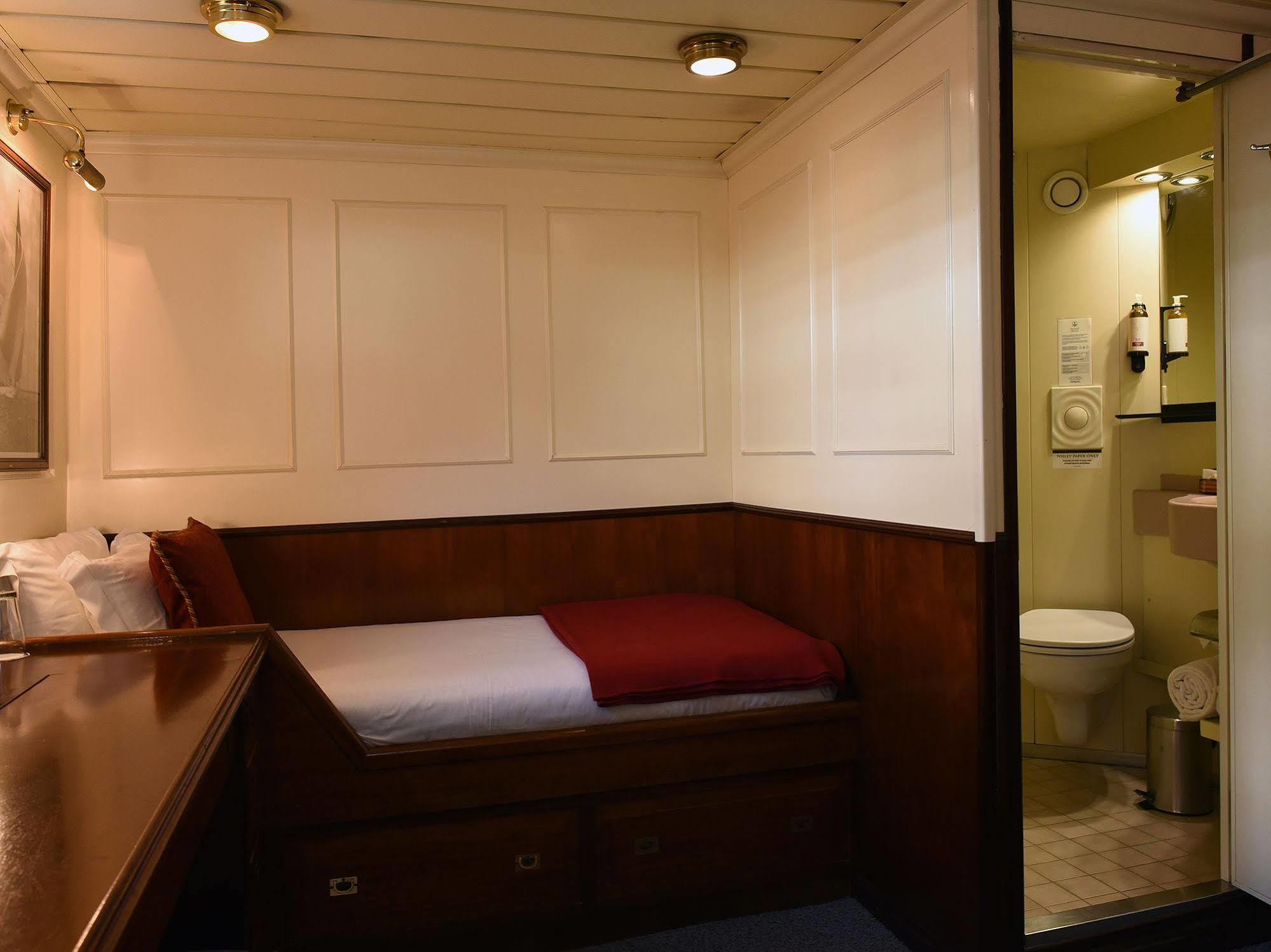 Invicta Ribeira Boat Hotel Porto Exteriér fotografie